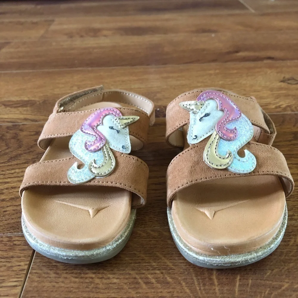 Cat & Jack unicorn sandals in size 7